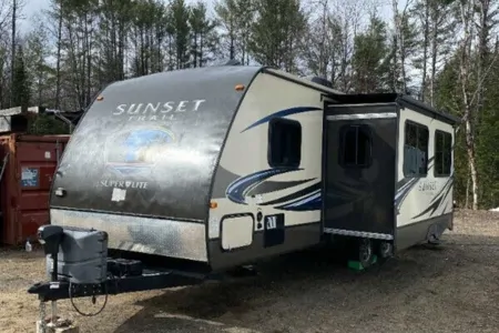 Kevin's Crossroads Sunset Trail 270BH Travel Trailer
