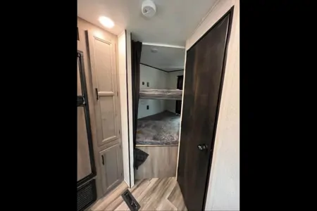 Starcraft Autumn Ridge Travel Trailer