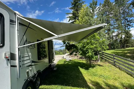 Alf's Coachmen Apex Travel Trailer