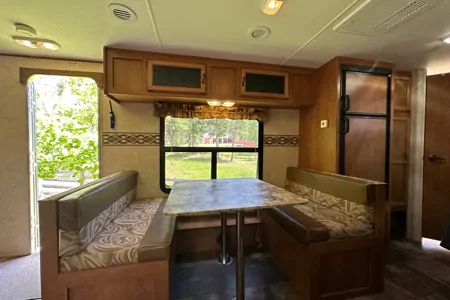 Alf's Coachmen Apex Travel Trailer
