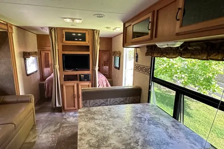 Alf's Coachmen Apex Travel Trailer