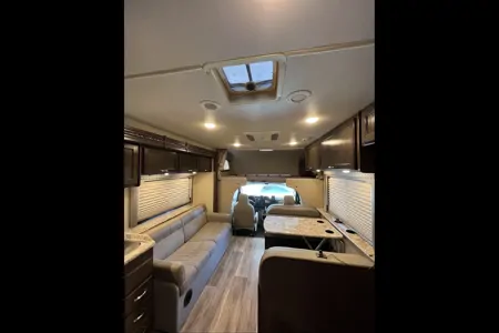 Thor Motor Coach Freedom Elite