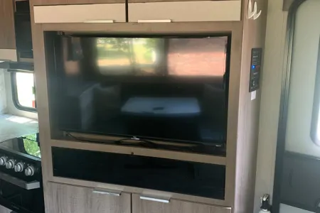Grand Design 2500RL w/delivery