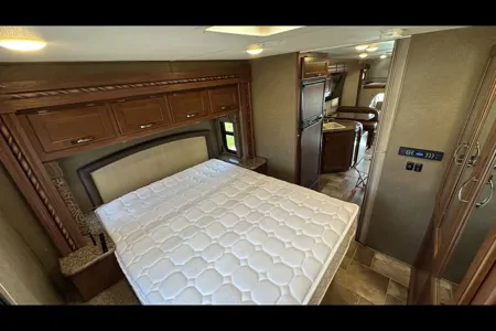 *New Listing* 2016 Thor Freedom Elite 29FE