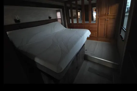 Class A Gulf Stream Crescendo