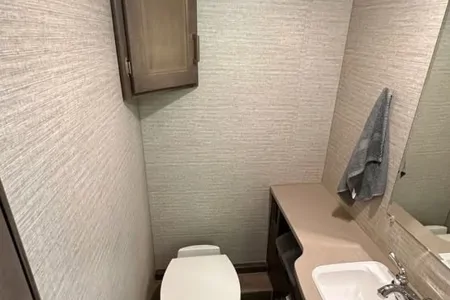 2020 Minnie Winnie 31K: Spacious w/ Flex Miles