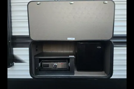 J&J Rv Rentals Grand Design