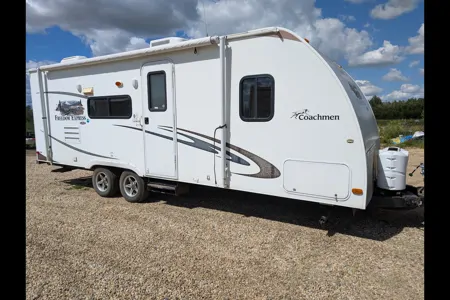 Brager's Coachmen Freedom express Travel Trailer
