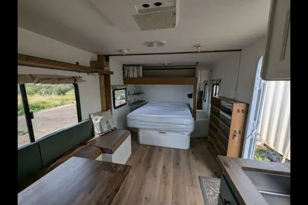 Brager's Coachmen Freedom express Travel Trailer