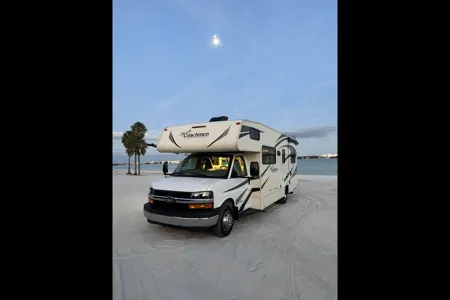 Coachmen Freelander 26RS