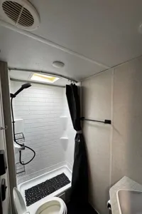 Jaydee's Prime Time 27 dbs Travel Trailer