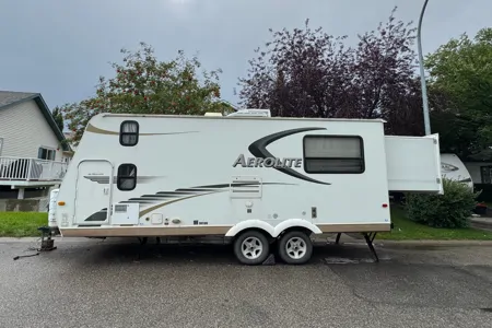 Dutchmen Aerolite 21QS Travel Trailer