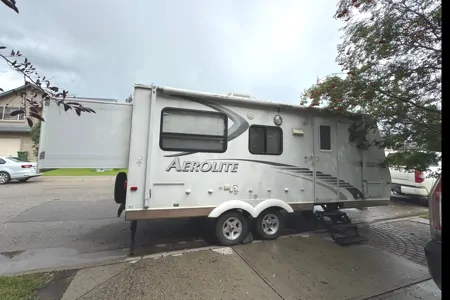 Dutchmen Aerolite 21QS Travel Trailer