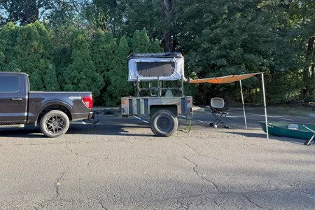 Dirty Hitch M1102 Overlander Trailer