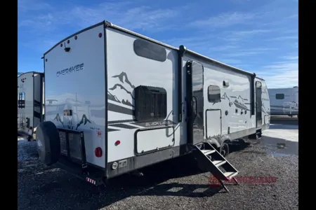 Brown’s Black Label Lodge