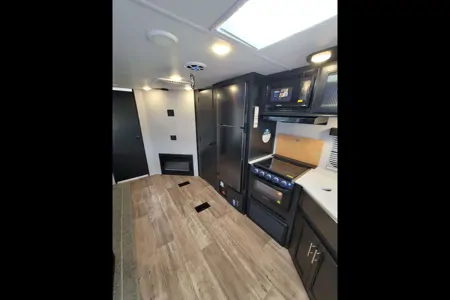 Brown’s Black Label Lodge