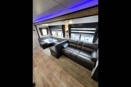 Brown’s Black Label Lodge