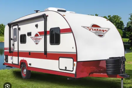 GB's Gulf Stream Vintage 19ERD Travel Trailer