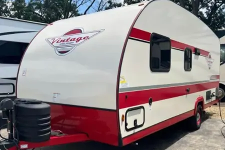 GB's Gulf Stream Vintage 19ERD Travel Trailer