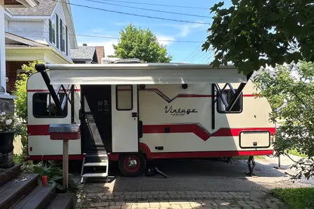 GB's Gulf Stream Vintage 19ERD Travel Trailer