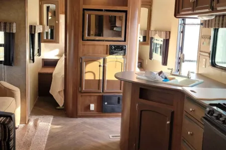 Olesha's Dutchman 261BHS Travel Trailer