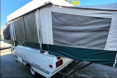 Fleetwood Pop-UpTrailer_TIME to RELAX!