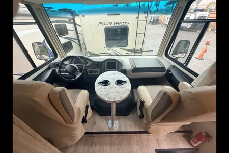 35 - 2020 Coachmen Pursuit