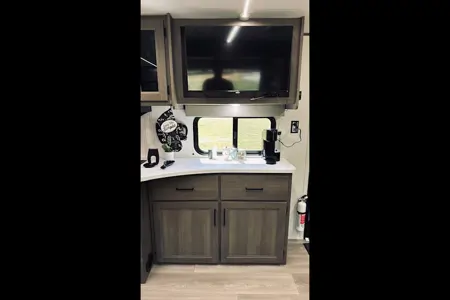 BRAND NEW JUST FOR YOU! 2025 Grand Design Transcend Sleeps 8