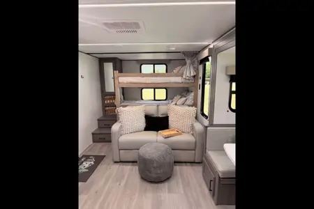 BRAND NEW JUST FOR YOU! 2025 Grand Design Transcend Sleeps 8