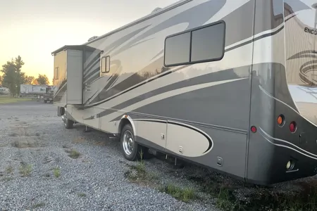Coachmen Encounter Class A ready for a trip