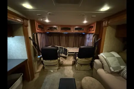 Coachmen Encounter Class A ready for a trip