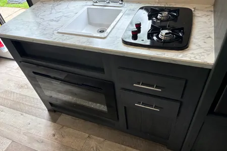 2022 Aspen Trail 17BH - Family Fun Guaranteed!!