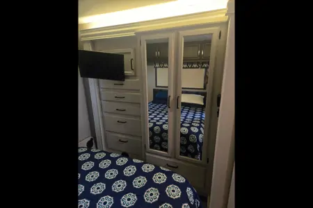 Roger's Jayco Alante Class A