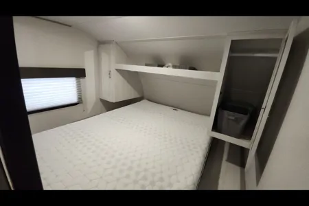 Tracer Retreat: 8 person travel trailer