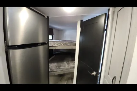 Tracer Retreat: 8 person travel trailer