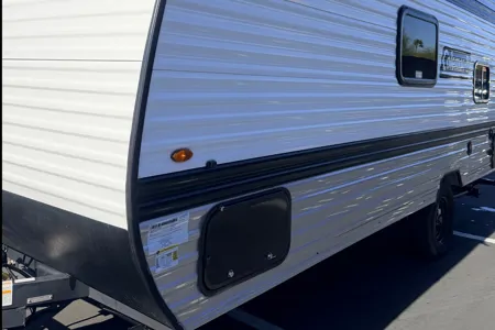 Home away from home Coleman 17B Travel Trailer