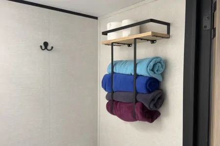 Home away from home Coleman 17B Travel Trailer