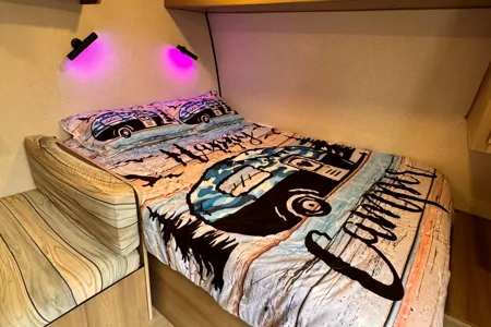 Home away from home Coleman 17B Travel Trailer