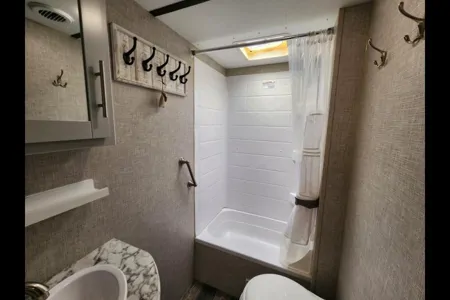 2019 Keystone 28ft Bunkhouse - Sleeps 9, Now Booking Early Bird Specials for 2026!