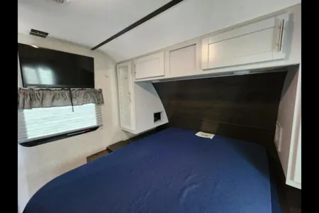 2019 Keystone 28ft Bunkhouse - Sleeps 9, Now Booking Early Bird Specials for 2026!