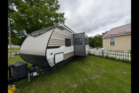 Robert's Dutchmen Aspen Trail 2910BHS Travel Trailer