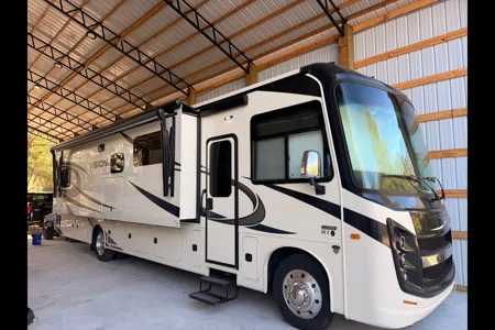 Entegra Coach vison xl Class A