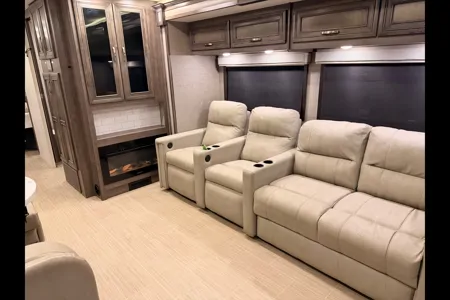 Entegra Coach vison xl Class A