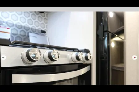 Irma's Highland Ridge RV 26BHS Travel Trailer