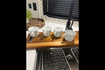 Irma's Highland Ridge RV 26BHS Travel Trailer W/Solar