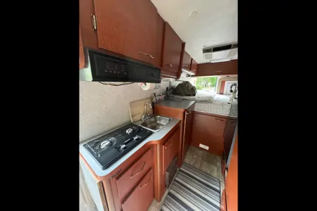 Stella the Wander Van