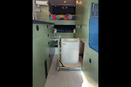 Mercedes Sprinter 4x4 Adventure Van