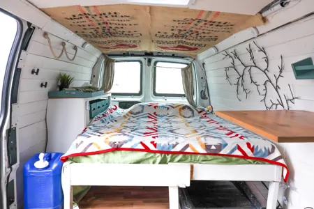 Banff Scenic Cruiser | Reliable & Comfy GMC 2500