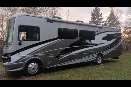 Randy's Ford Fleetwood bounder 35k Class A