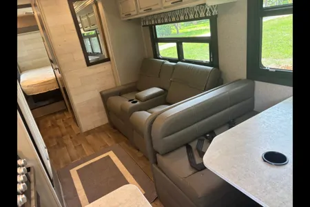 Jayco GREYHAWK